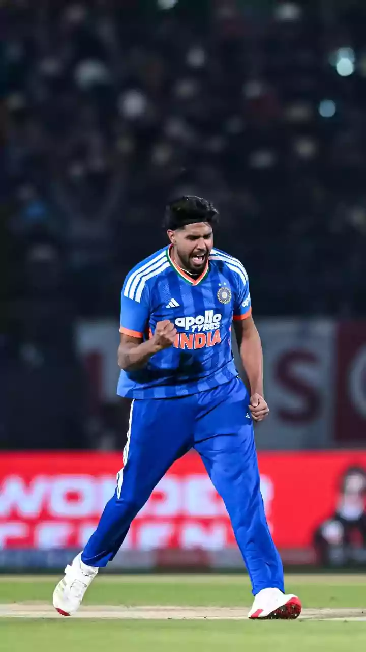 IND vs SA 2025: Harshit Rana, Arshdeep Singh stifle Proteas batters early, tighten grip in powerplay