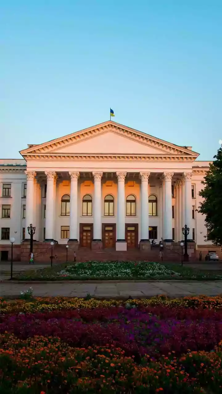 Donald Trump says Zelenskyy, not Putin, is holding up a Ukraine peace deal