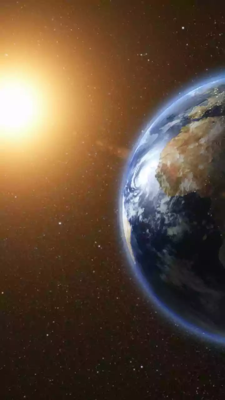 Sun Distance Myths Have Entered The Chat