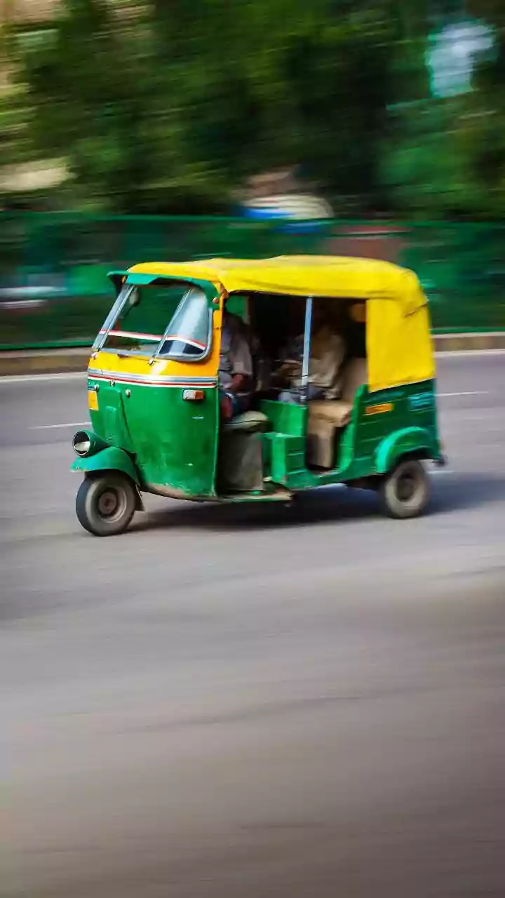 India's New Job Hubs Put Local Transport Under the Career Lens