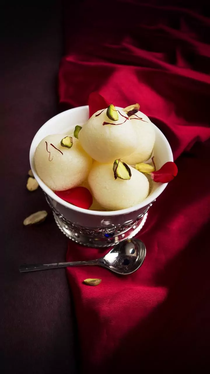 Baked treats, fried sweets, milk desserts – winter dessert preferences