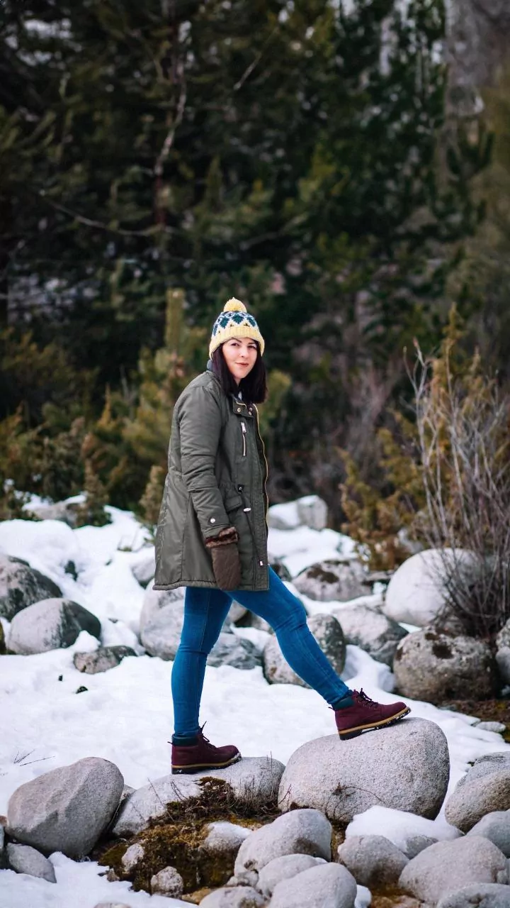 Essential Tips for Keeping Your Feet Warm And Cosy On Winter Hikes