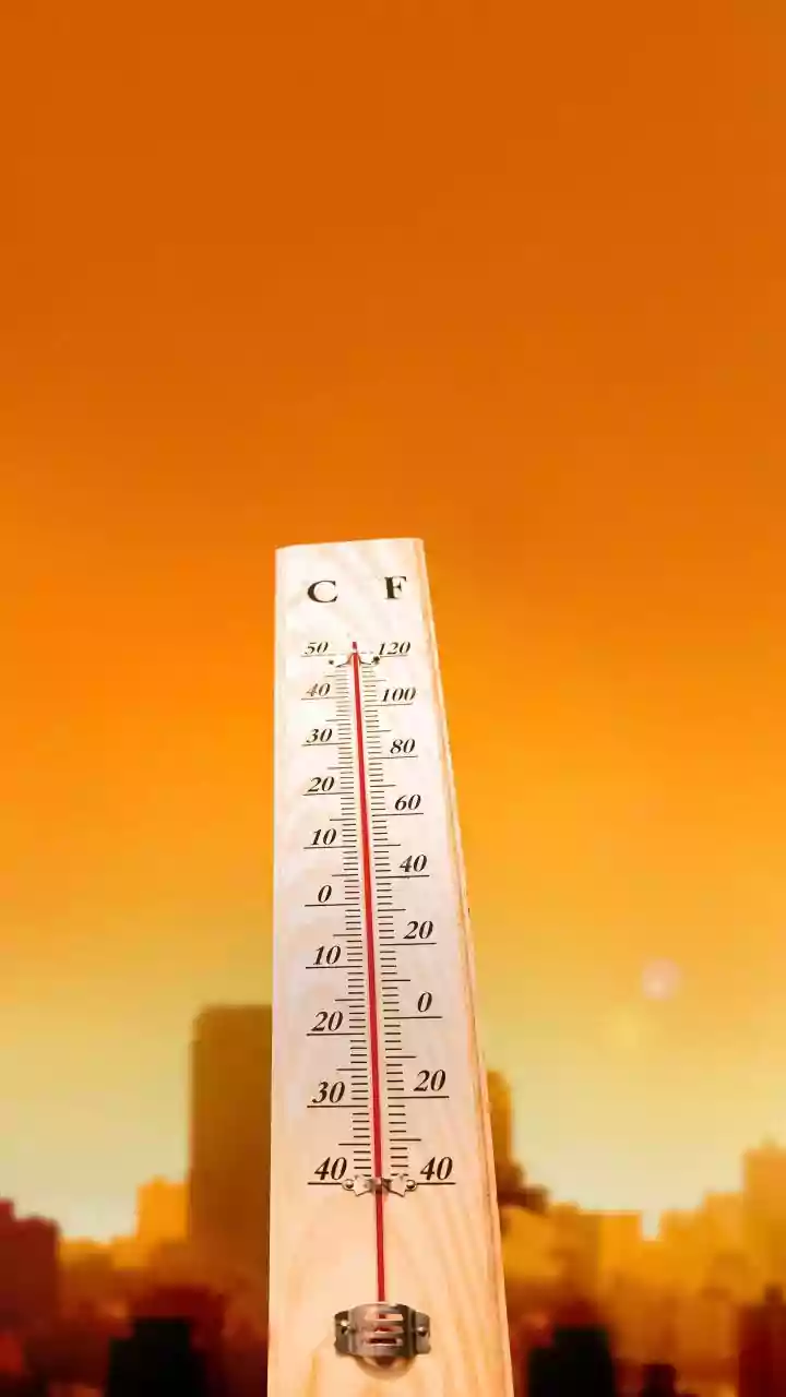 Uttar Pradesh on High Alert: Severe Heatwave Grips 4 Districts, Delhi on Orange Alert