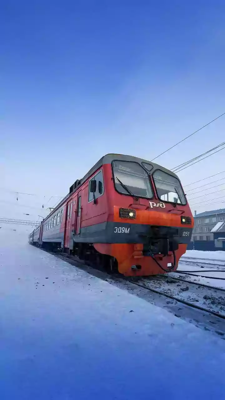 Mumbai's Rail Capacity Push: What The Completed Freight Corridors Mean For Commuters