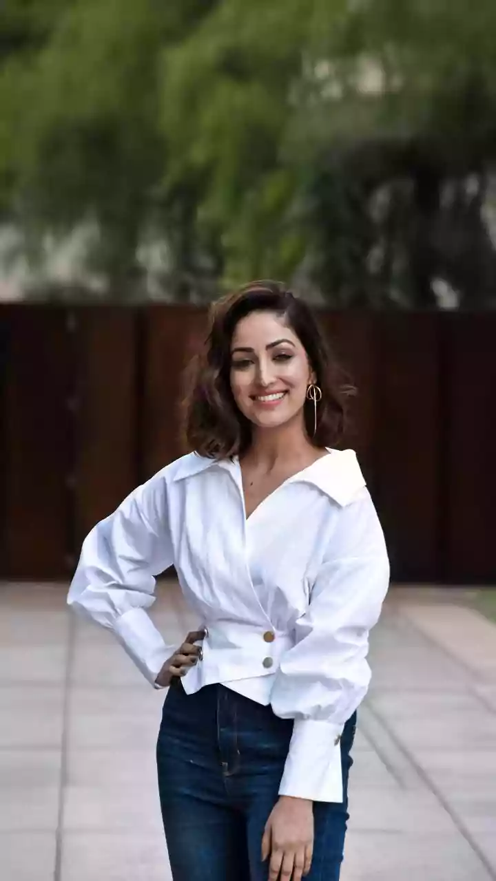 Yami Gautam & Aditya Dhar's Rs 20 Cr Bandra Abode: A Symphony of Minimalism and Nature