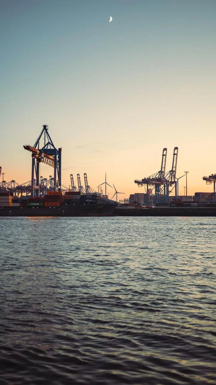 ICG ship 'Sarthak' makes strategic port call in Iran's Chabahar