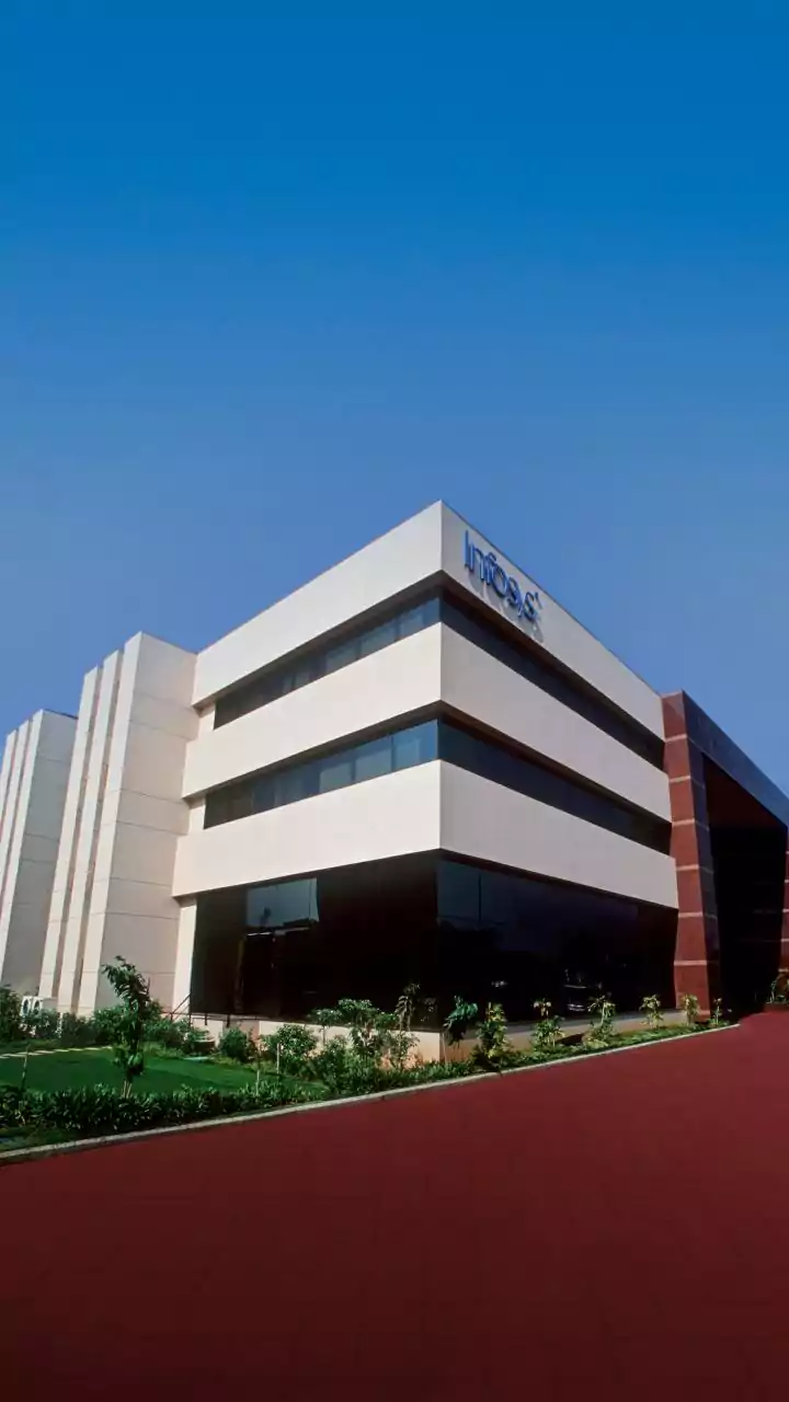 Infosys slows down fresher hiring as automation takes over