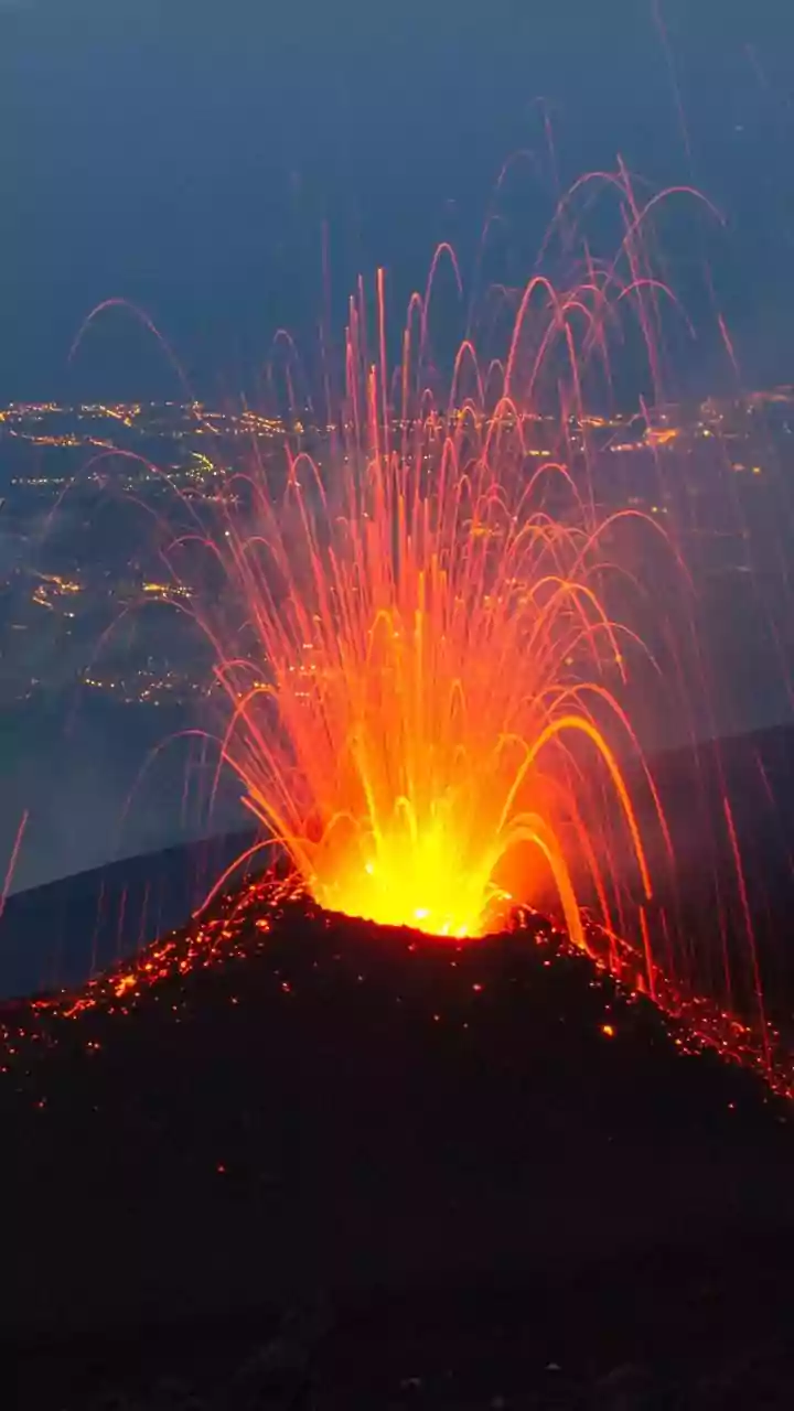 A Pacific Ring of Fire Explainer for Japan's Recurring Earthquake Alerts