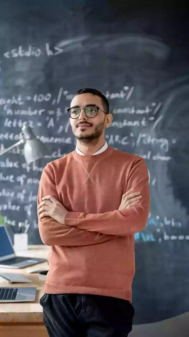 How AI System Prompts Solve Complex Algorithm Test Rounds
