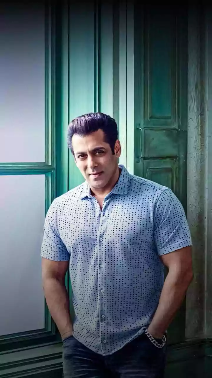 Khan to cameo on 'Alliance' supporting brother after Sajdeh exit