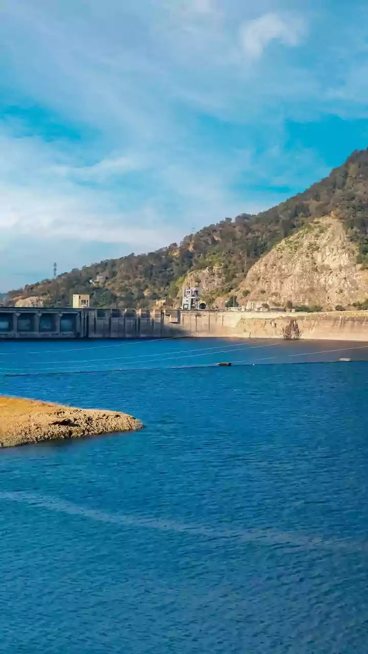 Reservoir Levels in Tamil Nadu and Karnataka Show Significant Variations