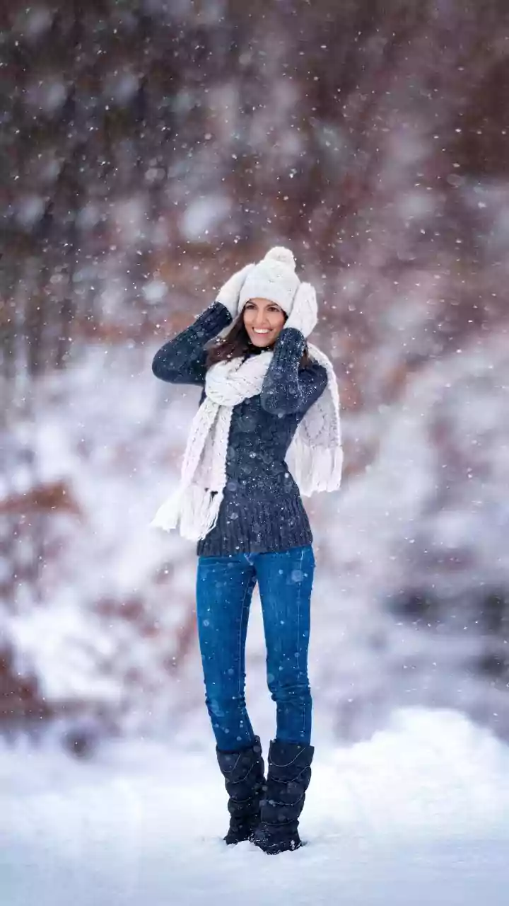Why Do Women Feel Colder Than Men In Winter, Especially In Their Hands And Feet?