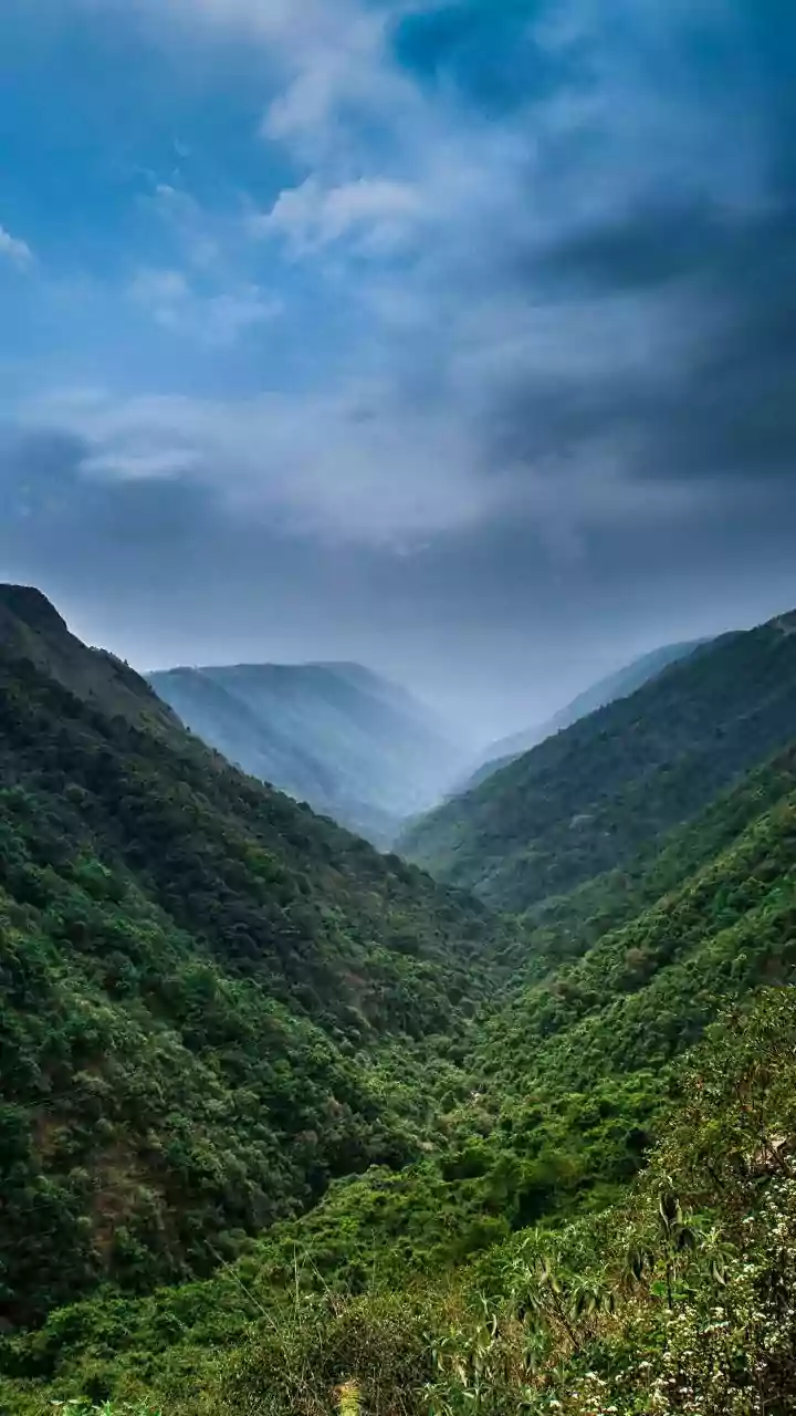 Monsoon Getaway Mistakes: Five Ways Weekend Trips Become Expensive
