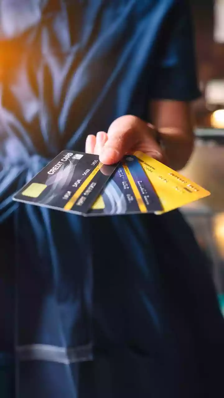 Lifetime Free Credit Cards With Airport Lounge Access: They Exist.