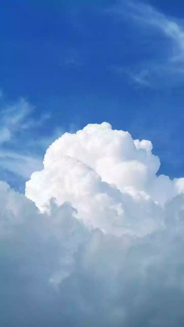 Master Cloud Identification: Your Week-Long Guide to Sky Gazing