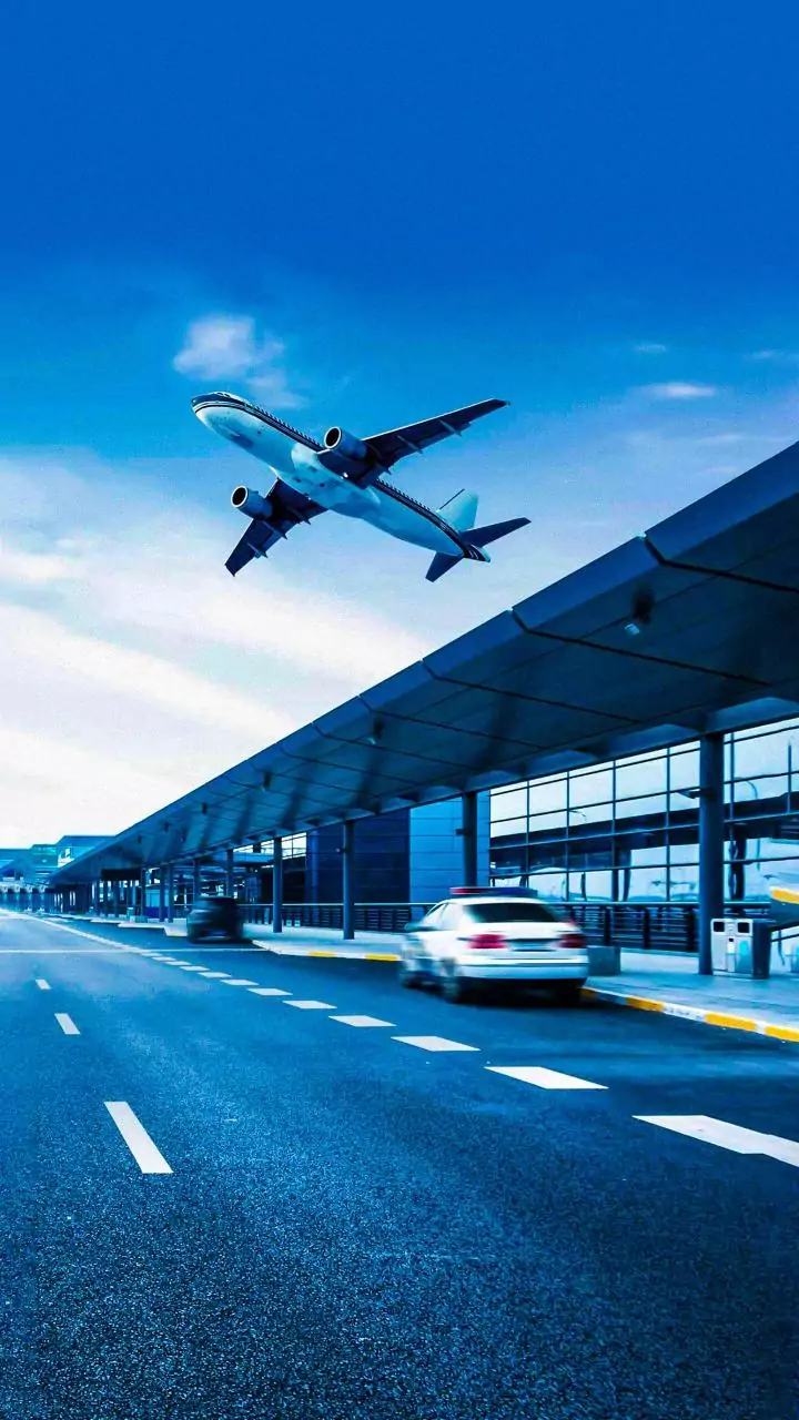 India rolls out e-B-4 visa to attract foreign specialists