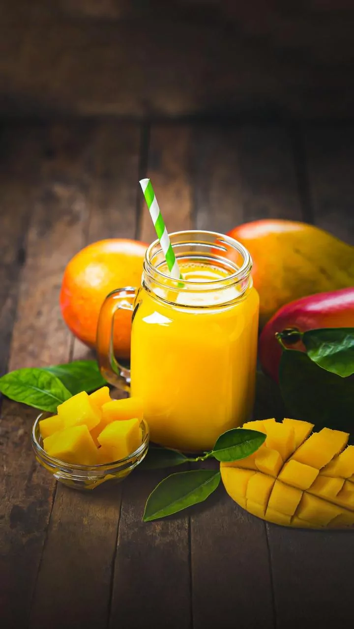 Delhi Celebs Spotted Gorgeing At Annual Massive Mango Festival
