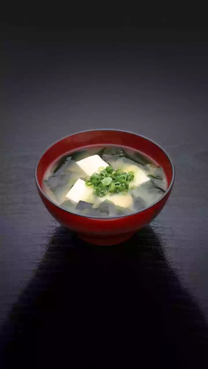 Sopa de Missô Impecável: O Segredo Japonês para um Caldo Perfeito!