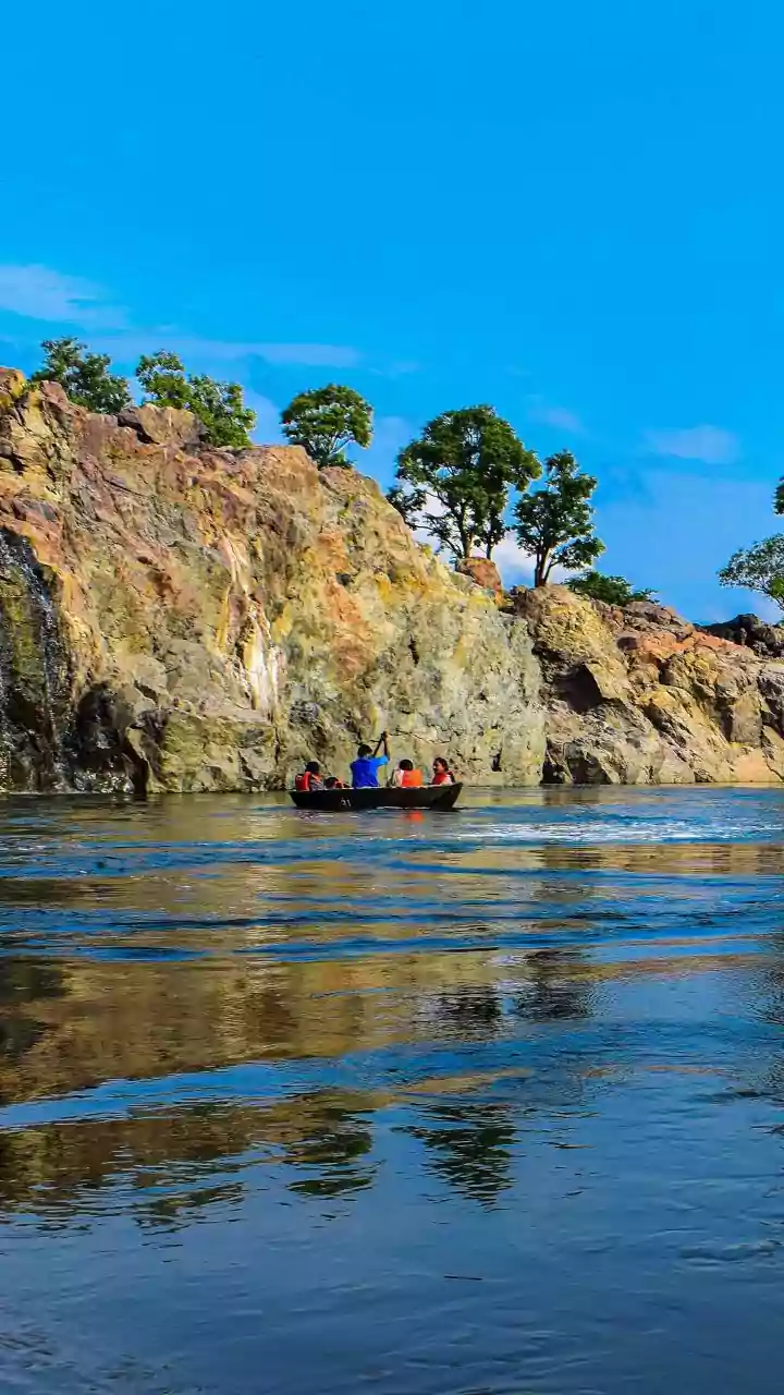 Budget Friendly Safety Rules For First-Time Rafters Exploring Ganges Waves In Rishikesh Today