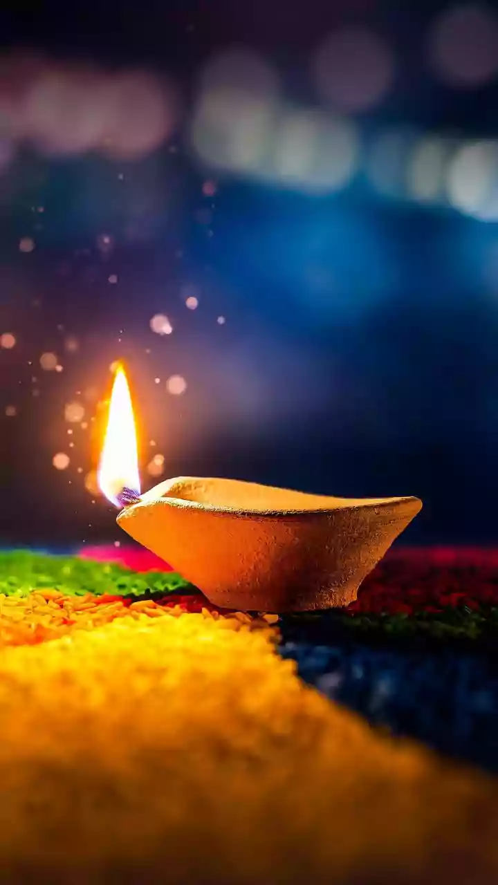 Happy Lohri 2026: Wishes, messages, images, and WhatsApp status in Punjabi, Hindi, and English to capture warmth, joy and festive spirit