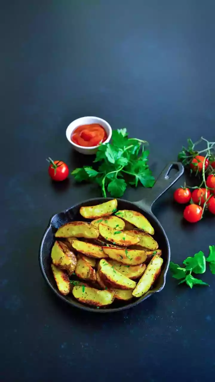 Ahmedabad Ketchup Raid and Recipe Puts Saransh Goila's Homemade Tomato Sauce Recipe in Focus