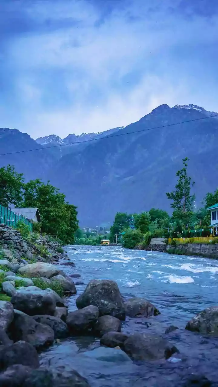 Budgam bypolls in J-K: Stage set for polling on Tuesday as NC looks to retain seat