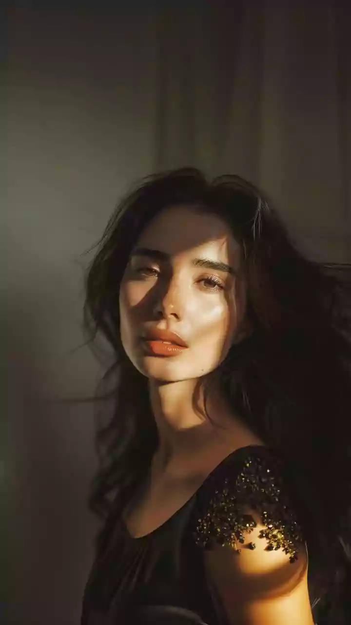 Why Blurred Lips Are Becoming A Key Way To Update Familiar Makeup Looks