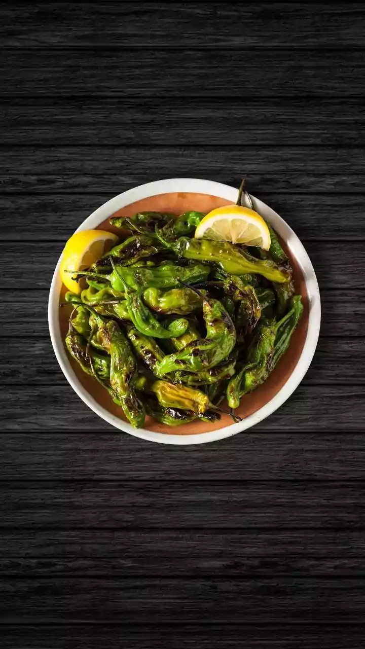 Why Urban Fusion Cafés Add Northeast Bhut Jolokia To Modern Menu Offerings
