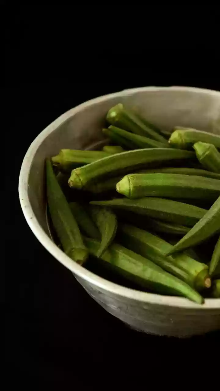 Como fazer quiabo sem baba: o truque de mestre para deixar o legume sequinho