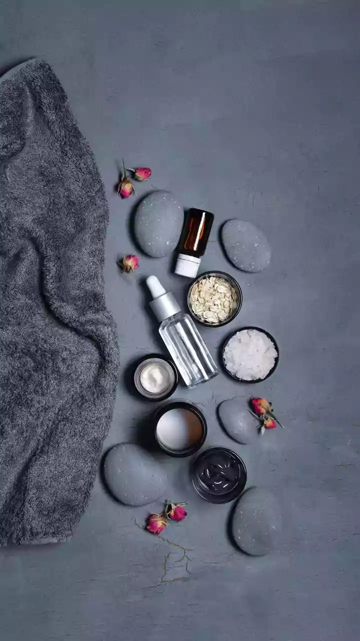 Stay Cozy: Essential Winter Skincare Guide
