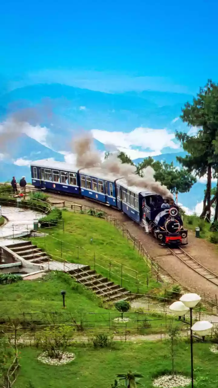 NFR General Manager inspects Darjeeling Himalayan Railway