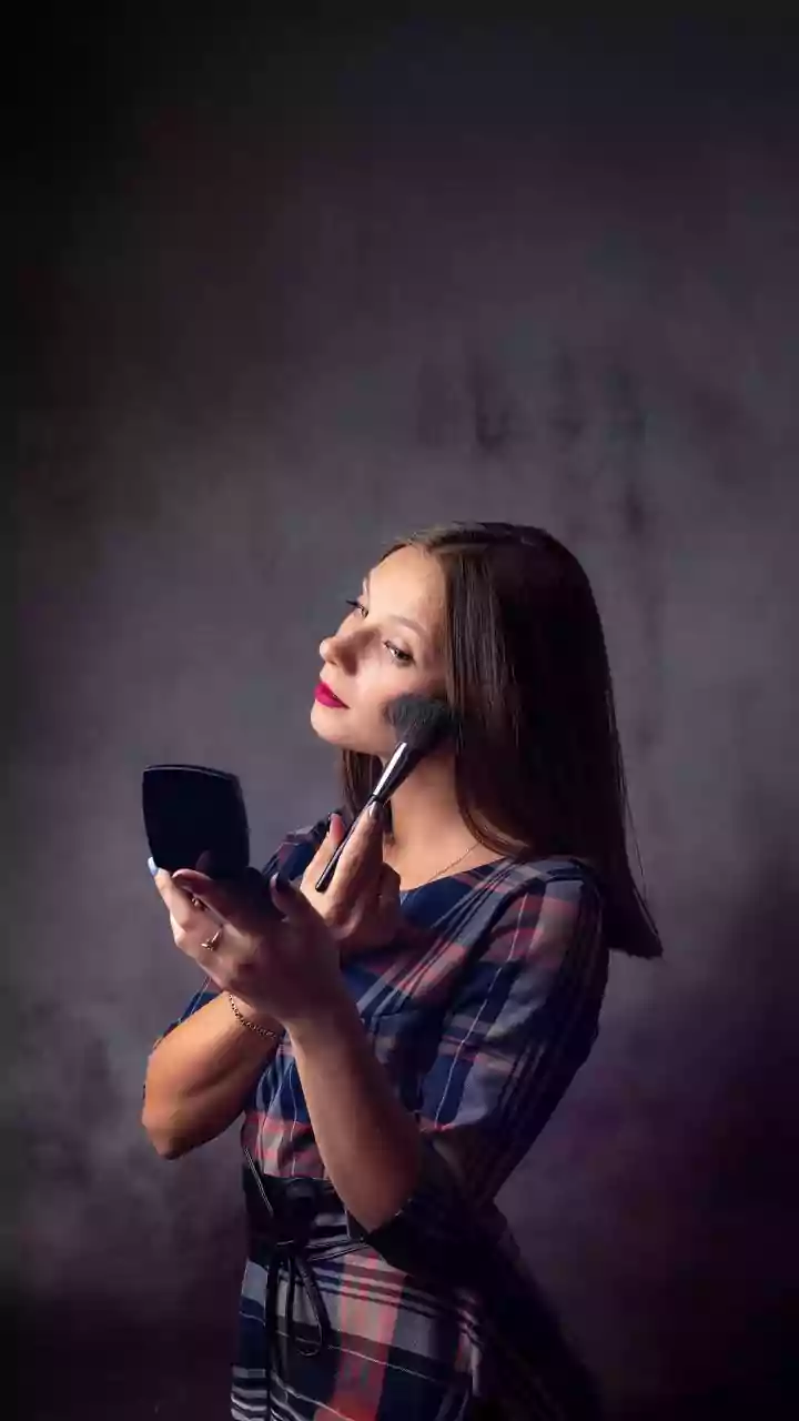 Monsoon Makeup Gets Lighter And Smarter