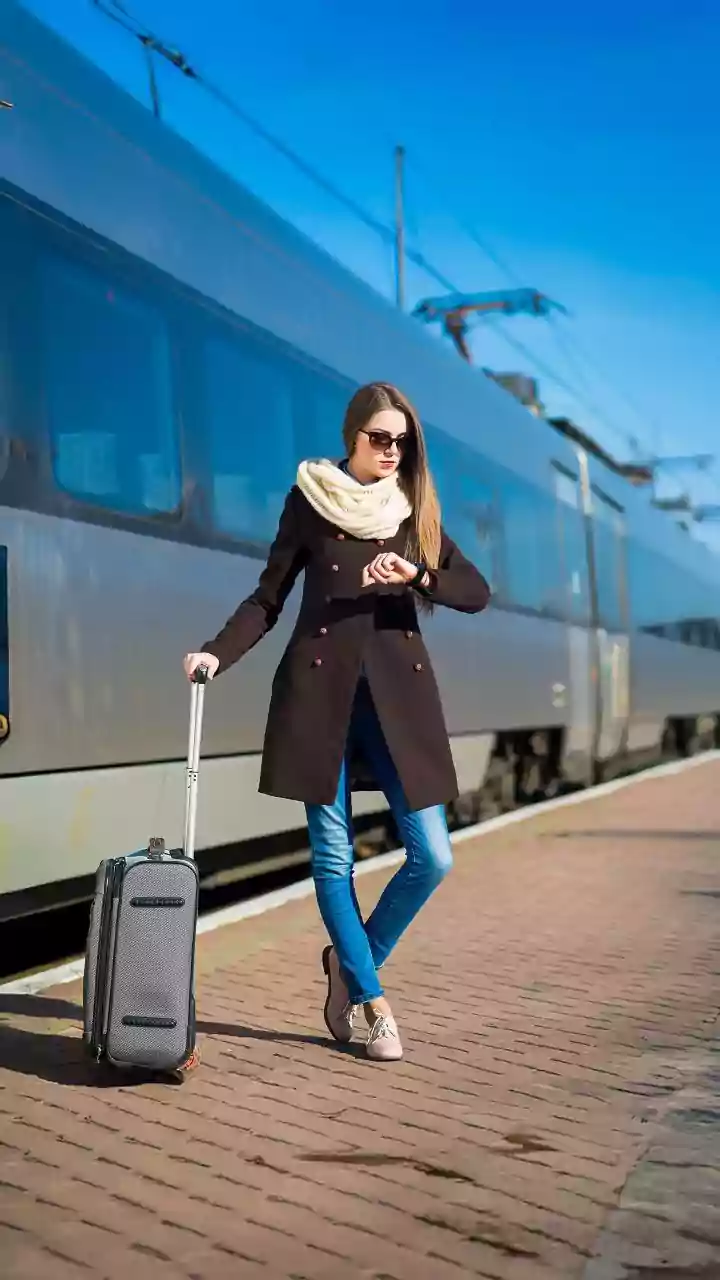 Indian Railways' Online Excess-Luggage Booking Makes Pre-Trip Booking For Heavier Bags More Important