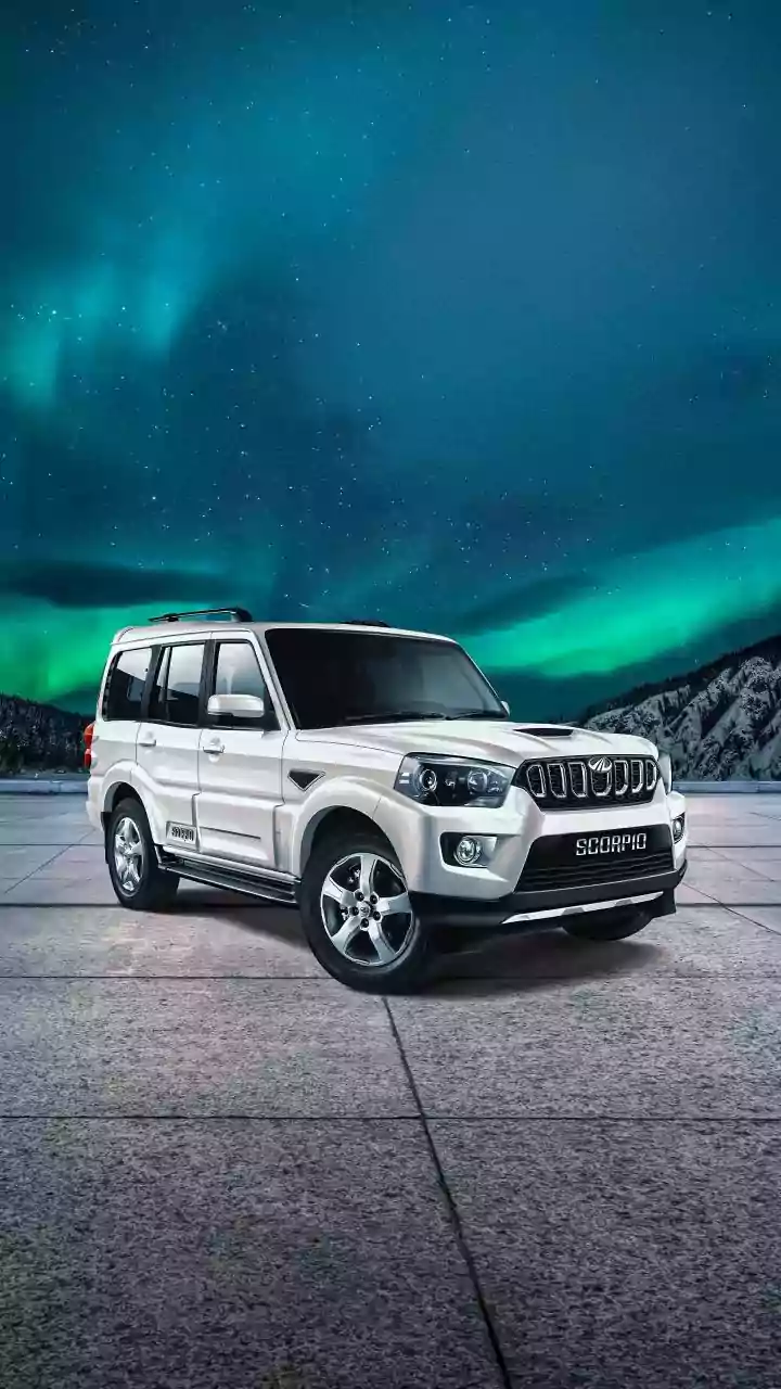 India's Top Affordable 8-Seaters: Big Space, Small Footprint, 23+ KMPL Mileage!