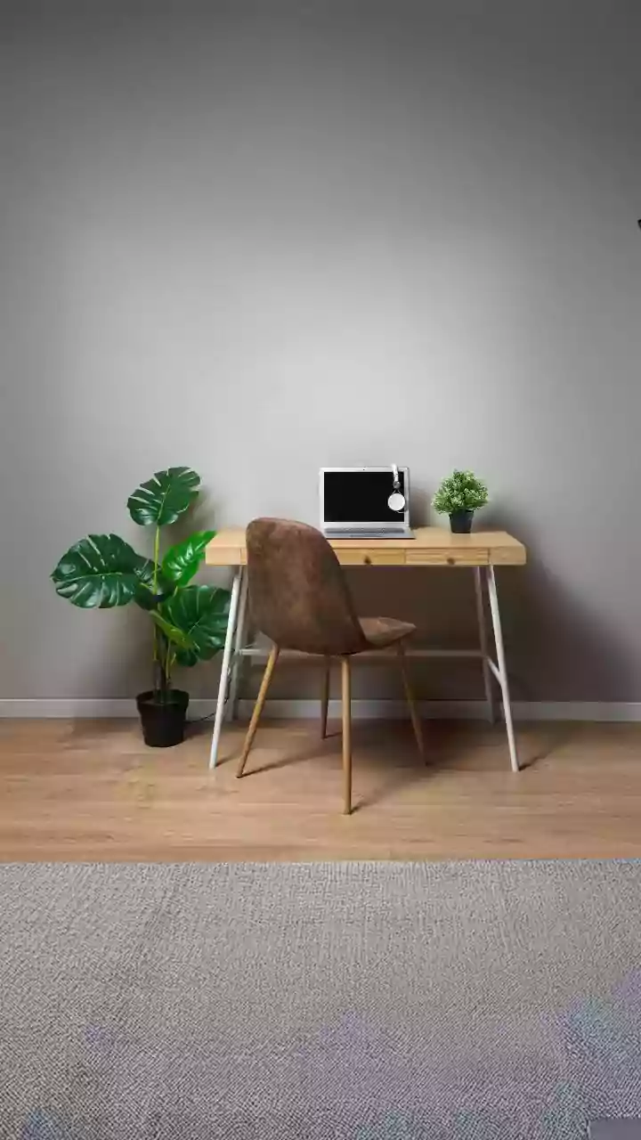 Delhi Air Pollution: Govt Mandates Work From Home For 50% Staff Amid 'Very Poor' AQI, Announces Rs 10,000 Compensation For Construction Workers