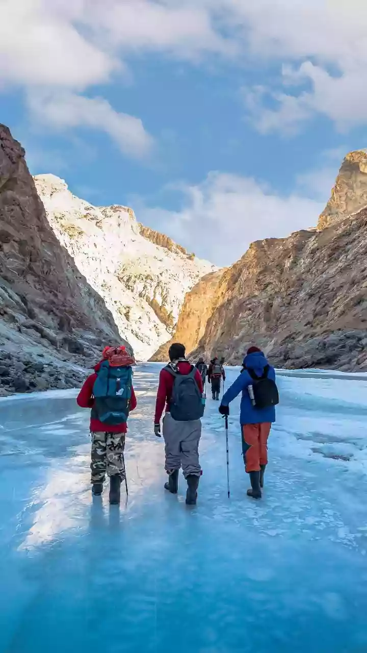 Delhi's Chilly Embrace: Scientists' Cold-Weather Triumph