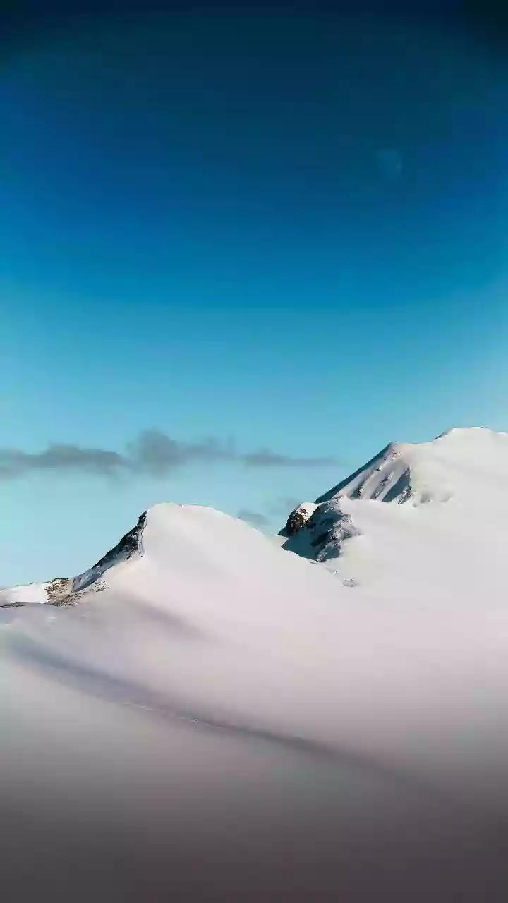 Snow Moon & Emotions: Decoding February's Full Moon Vibes