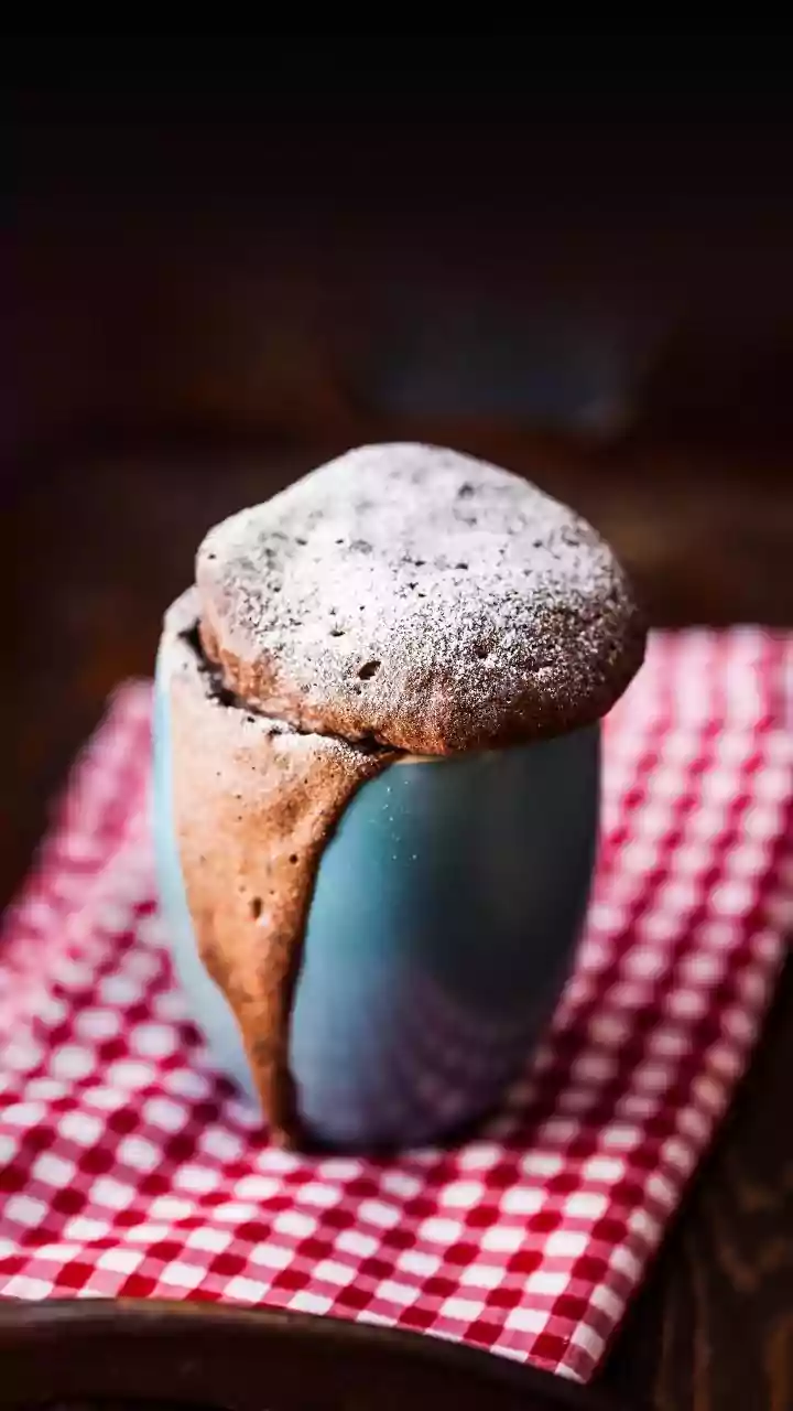 Chocolate Cake In Just Two Minutes? Yes!
