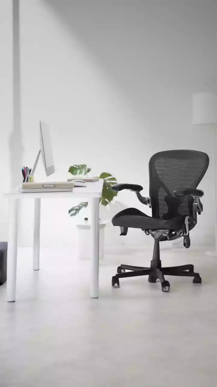 Why Simple Workstation Chair Yoga Stretches Keep Your Posture Upright And Strain-Free All Day