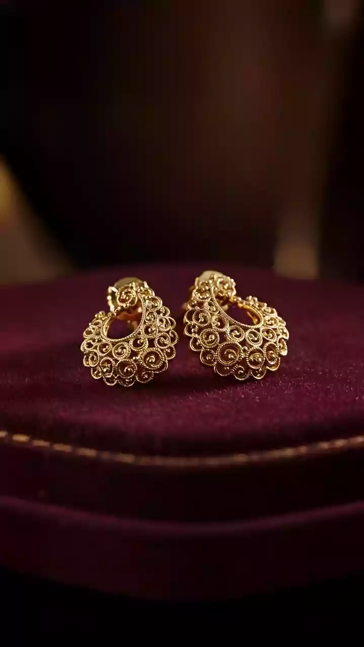 What First-Time Gold Buyers Need To Know About Making Charges On Delicate Jewellery Pieces