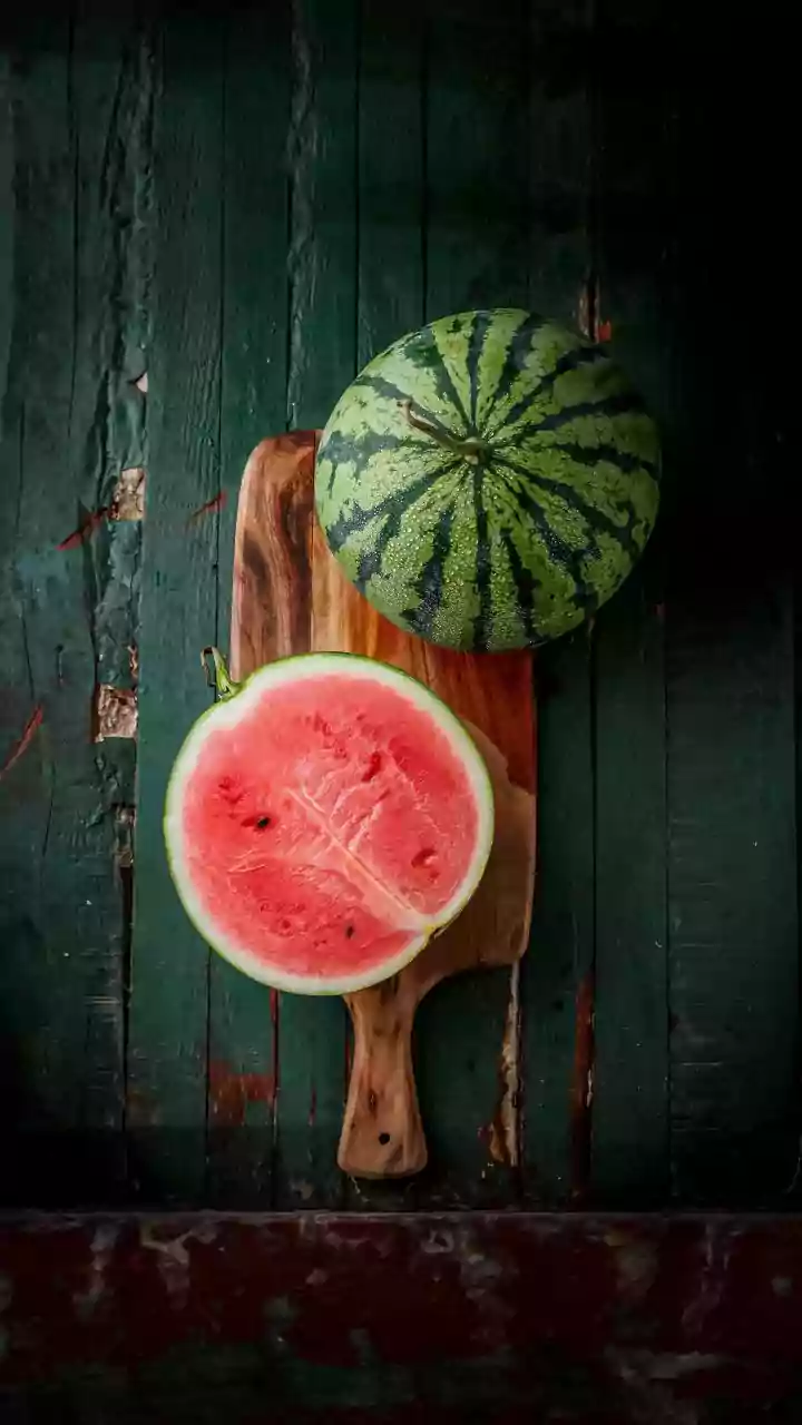Striped vs. Plain Watermelon: Your Ultimate Guide to Picking the Sweetest Summer Melon
