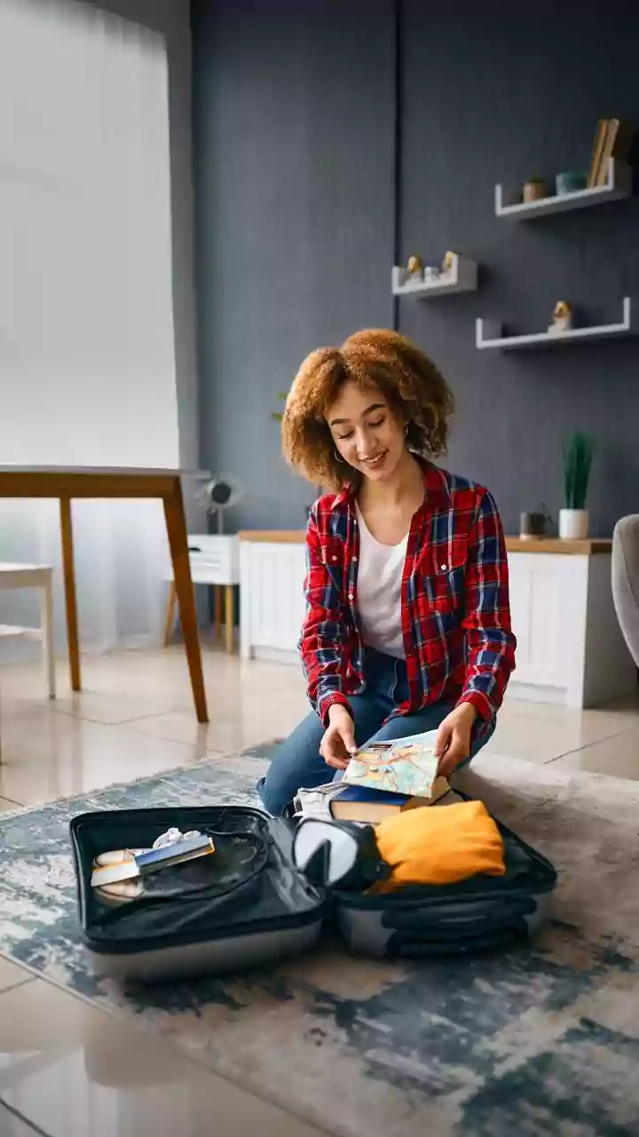 Travel Time Should Influence Whether Clothes Are Worn or Carried