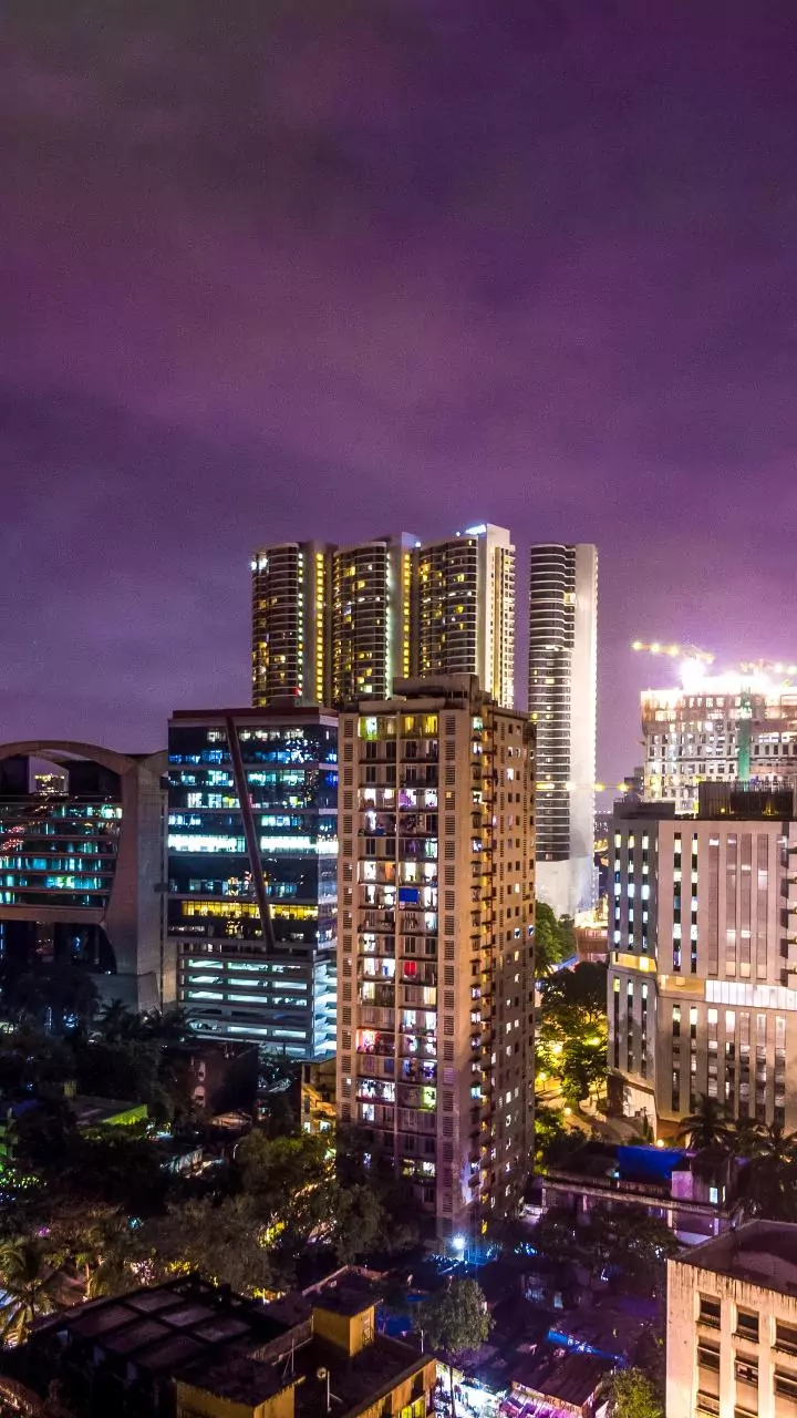 Fire breaks out at residential building in Andheri; no casualties