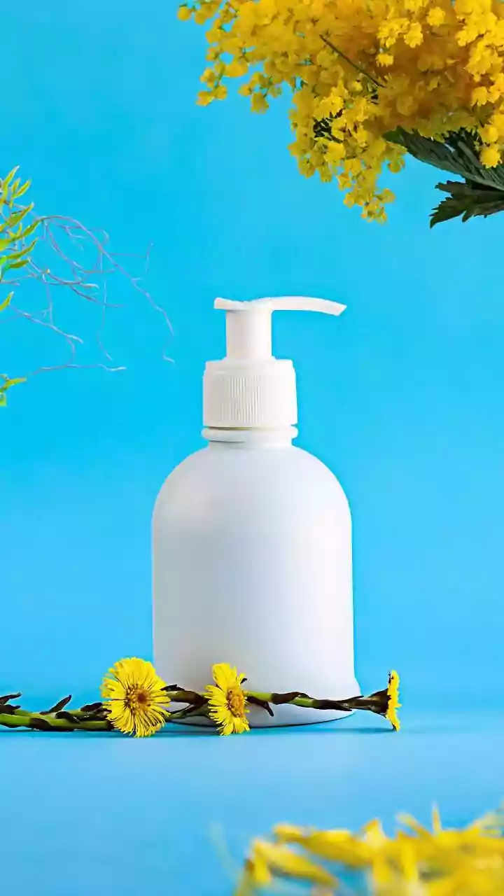 Top 8 Shampoos for Curly Hair: Your Curls' New Best Friends!