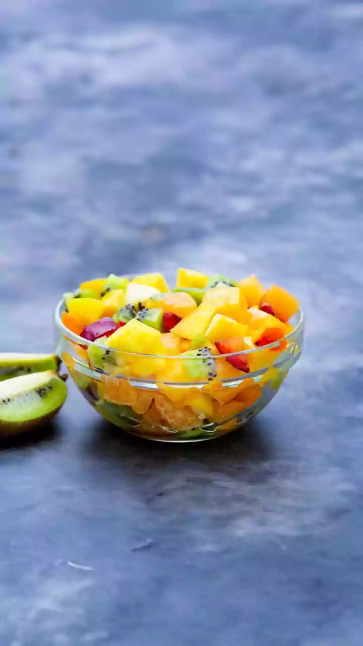 Vibrant Summer Mango Salad: A Sweet & Tangy Delight for Warm Days
