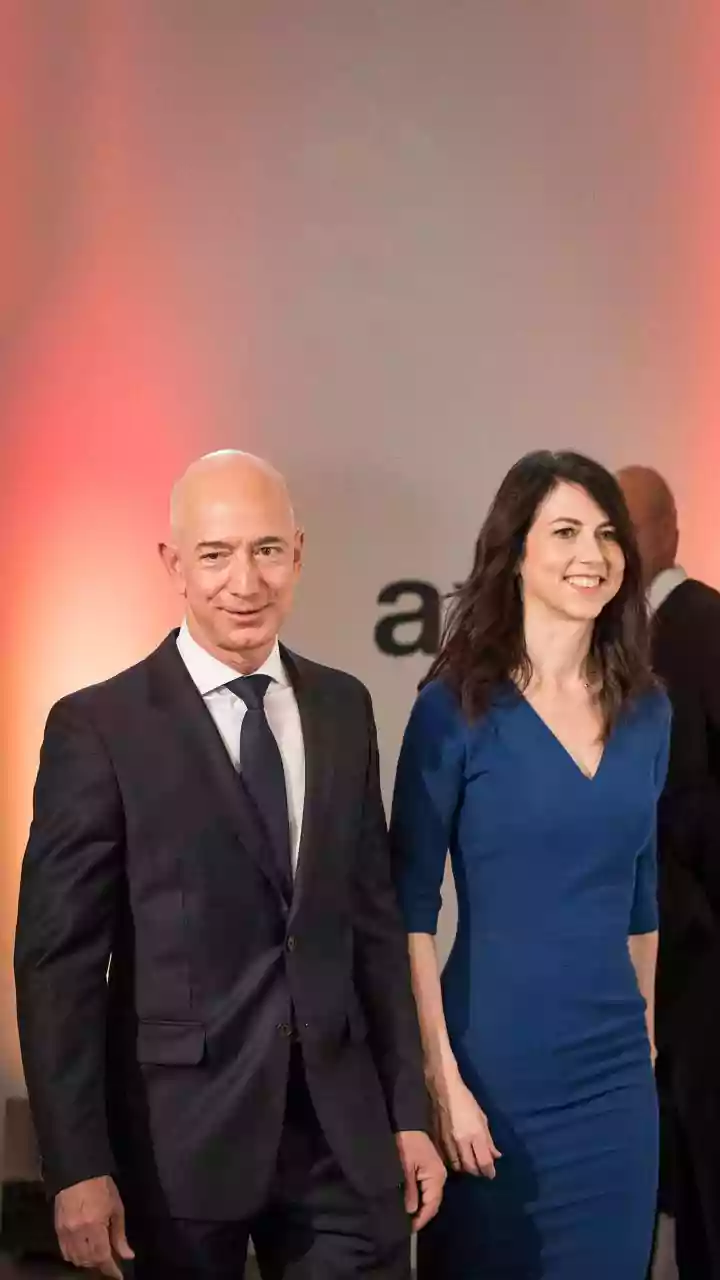 Did Jeff Bezos's ex-wife donate to a terror group?