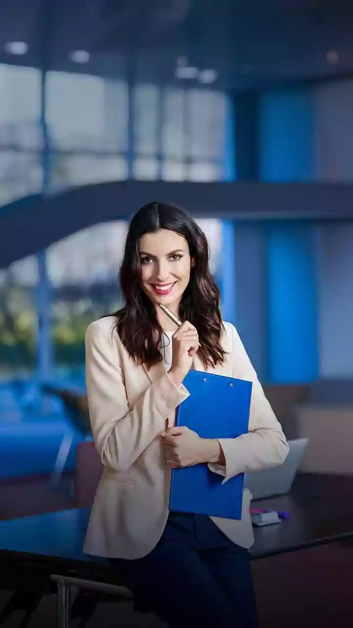 Micro-Credentials For Career Switchers: Build Resume Credibility In Months