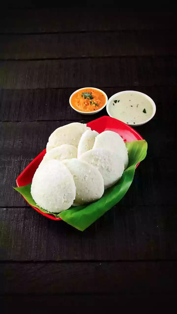 Thatte Idli recipe: How to make soft and fluffy Karnataka-style idlis