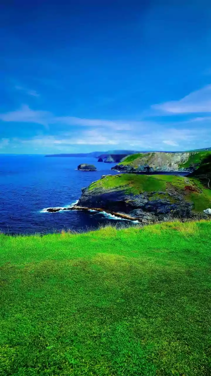 Ireland's Island Scheme Does Not Pay Anyone Just to Move There