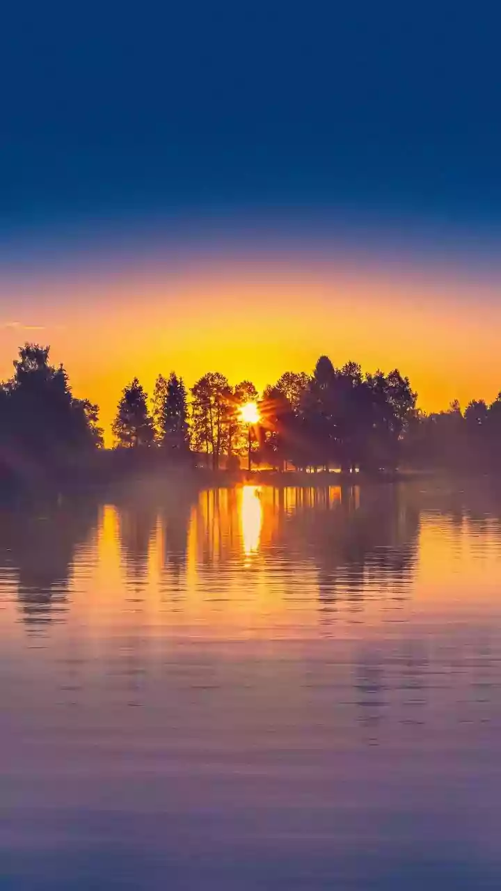 5 Uplifting Morning Mantras for a Positive & Focused Workday